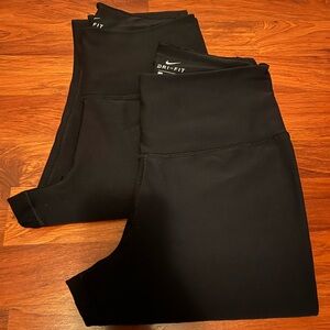 Nike Women’s Black Dri-Fit Leggings